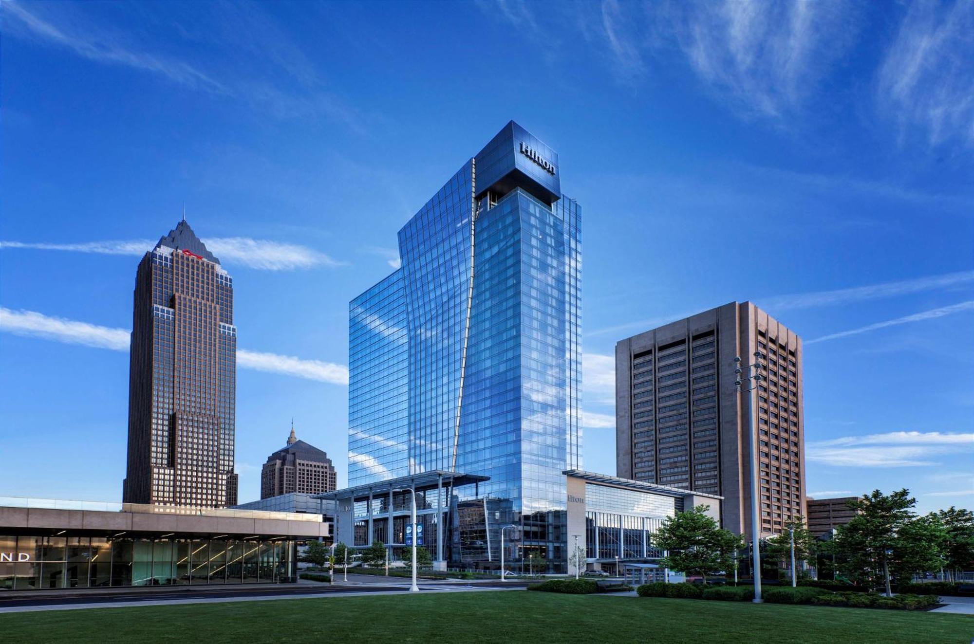 Отель Hilton Cleveland Downtown Экстерьер фото